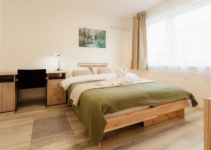 Pod Vinicou With Balcony Apartment *